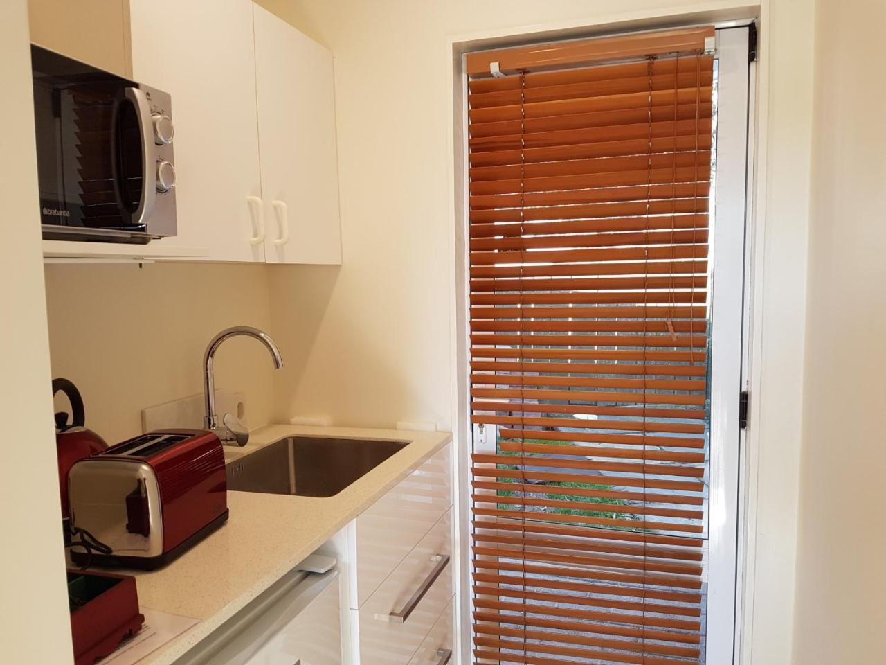 Annandale Accommodation Таупо Экстерьер фото